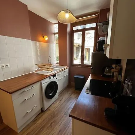 Le Bonbon De La Croix D'or Apartment *